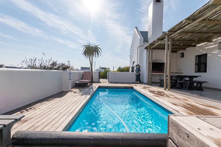 4 Bedroom Property for Sale in Jacobsbaai Western Cape